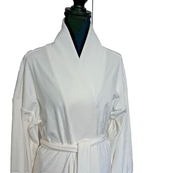 Cupcakes & Cashmere Ivory Cozy Shawl Collared Robe Belted Soft Plush Luxe L - Picture 5 of 8